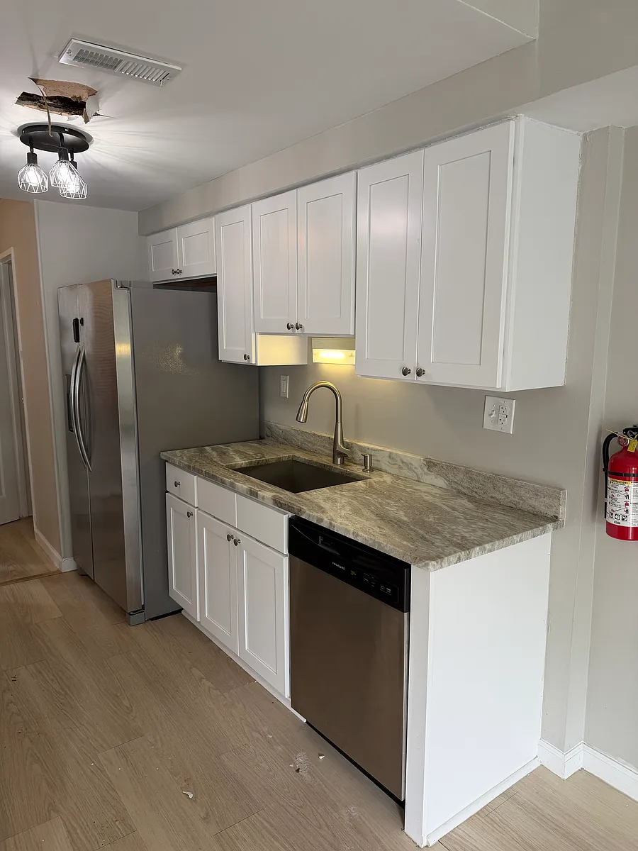 Building Photo - 239 Fir Tree Ct
