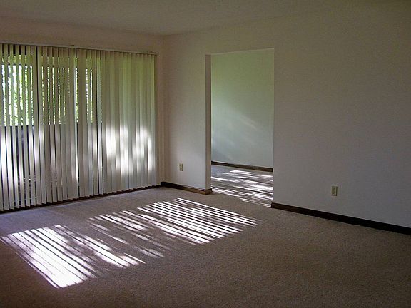 5th image of 520 Lyon St #520