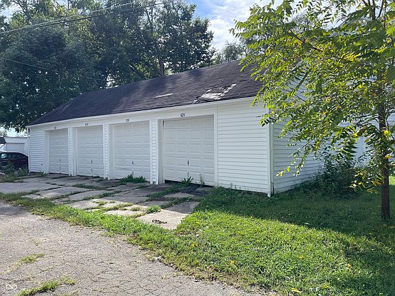 3rd image of 130 W 5th St