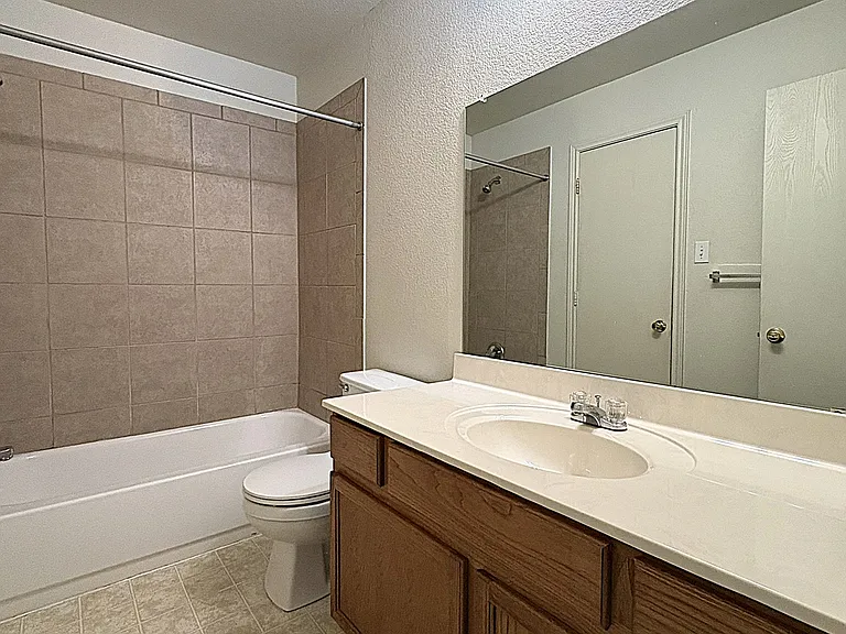 152 Ryan Cir #B — Photo 9