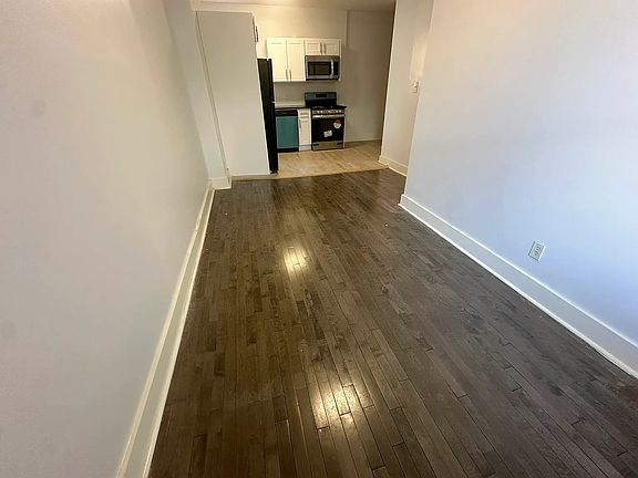 3rd image of 874 Clarkson Ave #2R