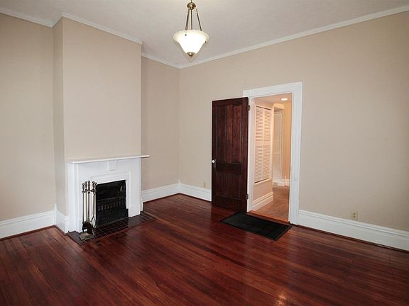 3rd image of 354 Oldham Ave