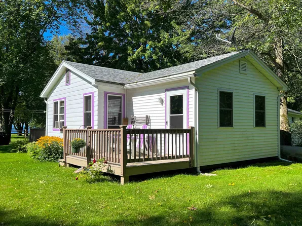 71 Kirk and Fitts Road, Alburgh, VT 05449