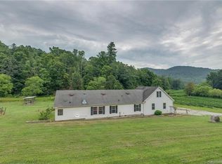 64 Youngs Gap Rd, Fletcher, NC 28732