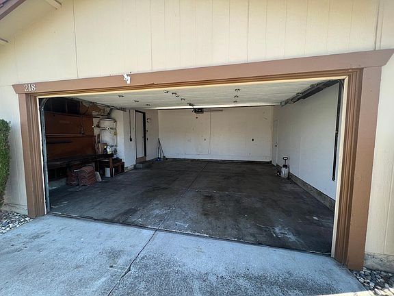 Garage & Work Bench