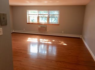 49 Summer St APT 3A, Arlington, MA 02474