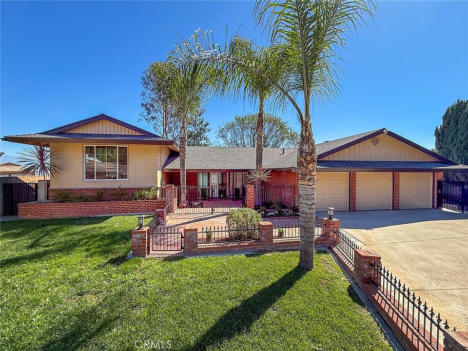 1st image of 3048 Acuna Dr