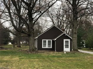806 Eastwood Ave, Tallmadge, OH 44278