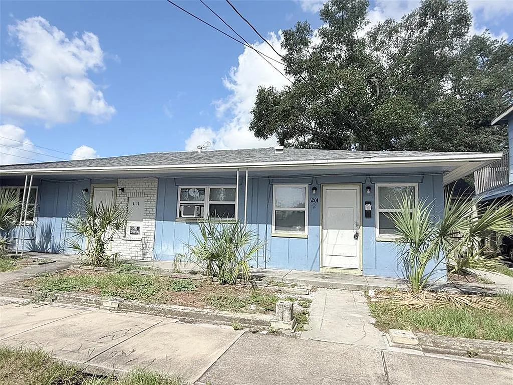 2 bed, 2.0 bath, 900 sqft, $1,295 — Photo 1