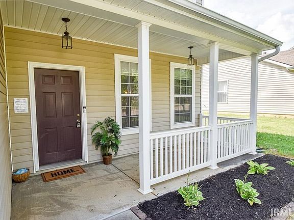 2nd image of 3667 S Glasgow Cir