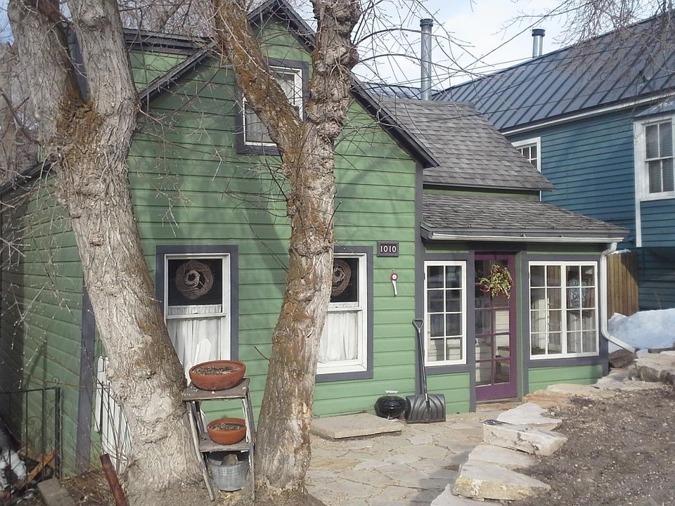 1st image of 1010 Woodside Ave