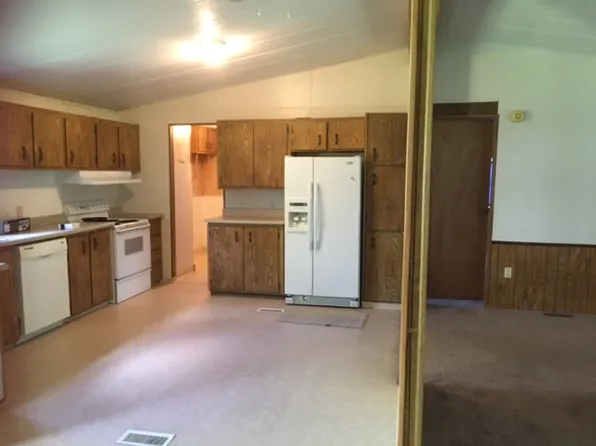 20520 N Main St, Carey, ID 83320