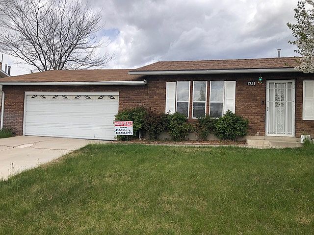 2nd image of 1729 Castle Ave