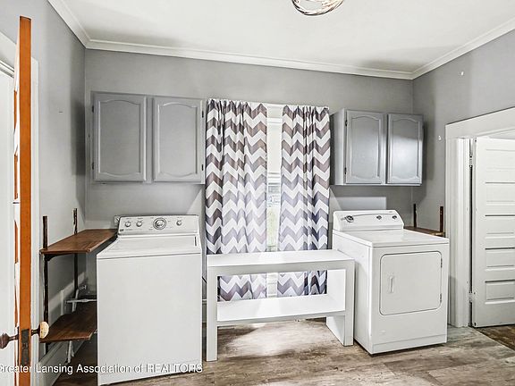 4th image of 814 Wildwood Ave