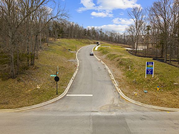 3rd image of 1173 Callaway Dr