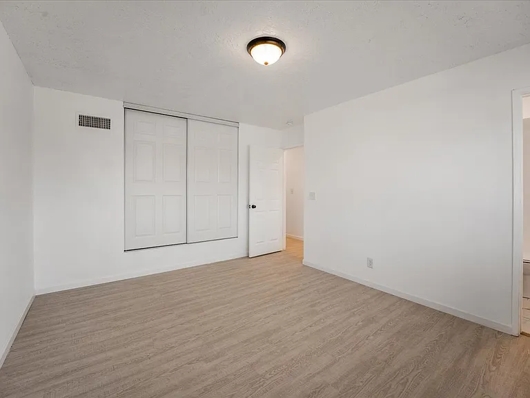 11629 Madison St — Photo 20