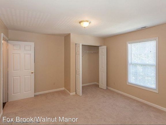 5th image of 4000 N Walnut St #B13