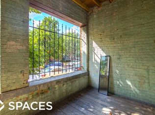 1447 W Argyle St #ONE, Chicago, IL 60640