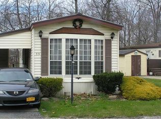 55 N Eaglecrest Dr, Hamburg, NY 14075