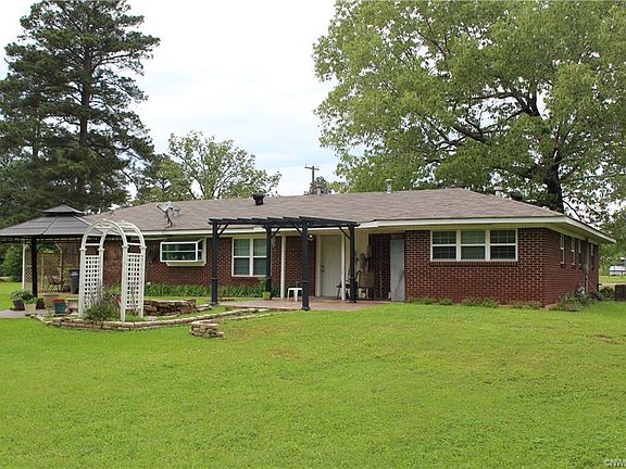 3rd image of 811 Nettles Ln #L