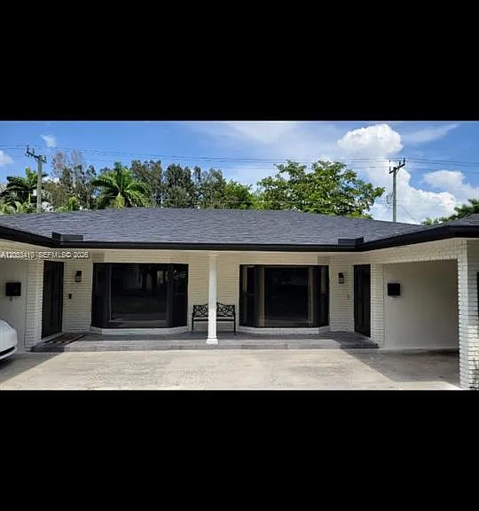 400 NW 65th Ave #400 — Photo 11