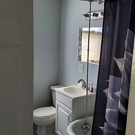 4th image of 5134 Terry Ave