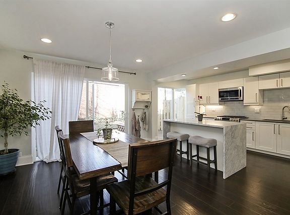 3rd image of 750 Judson Ave