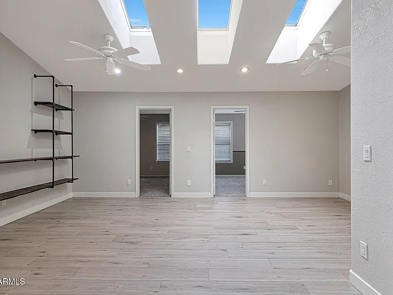 14215 N 56th Pl — Photo 25