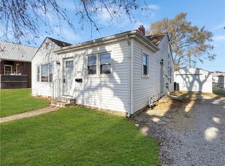 3304 Marion Ave, Mattoon, IL 61938