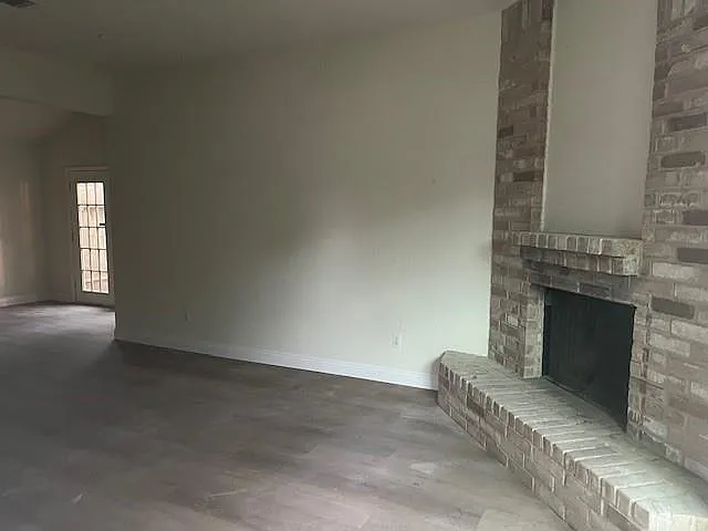3 bed, 2.0 bath, 1100 sqft, $1,500 — Photo 3