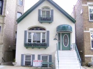 919 S Bishop St, Chicago, IL 60607