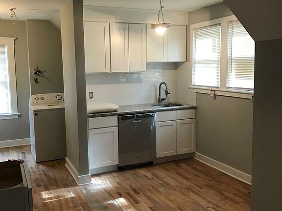 3rd image of 327 Winthrop Ave Floor 3