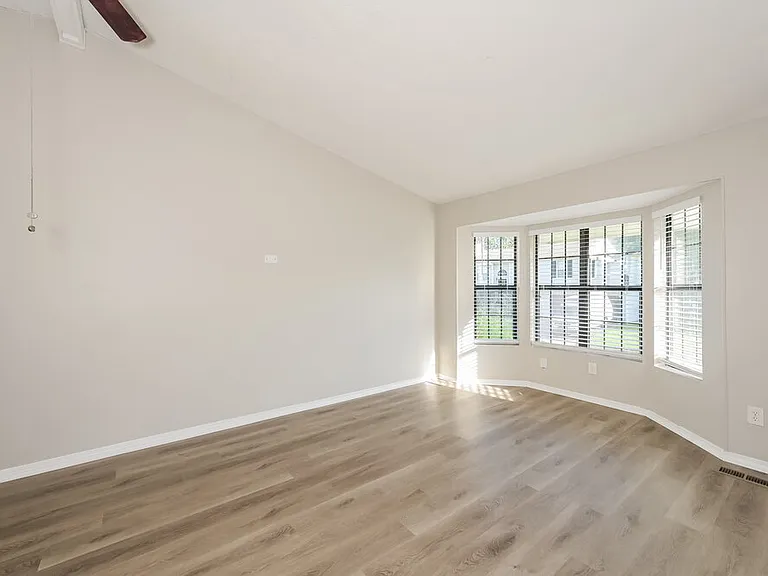 2068 Lown Farm Ln — Photo 5