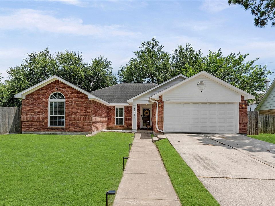 1st image of 1002 Northside Dr