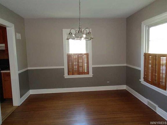 3rd image of 3720 W View Ave