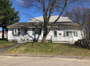 2 Lassell St, Portland, ME 04102