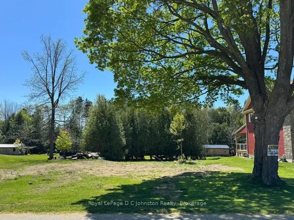 457 Clarendon St, Saugeen Shores, ON N0H 2L0