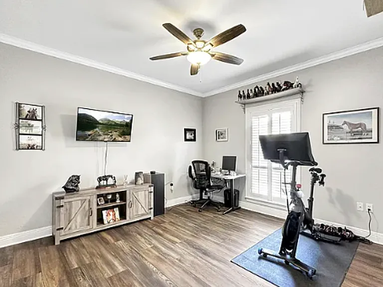 17745 W Colony Way — Photo 32