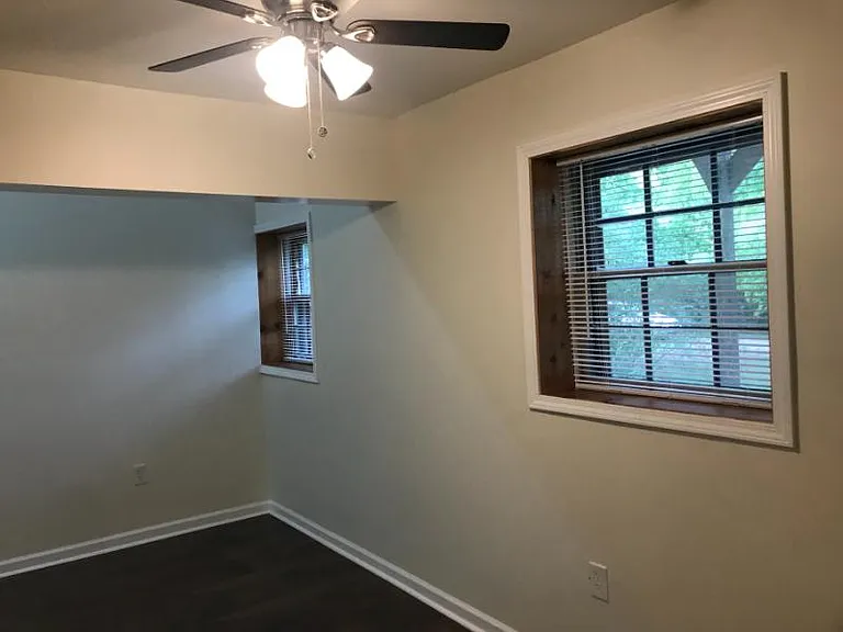 4012 Meadow Rd — Photo 5