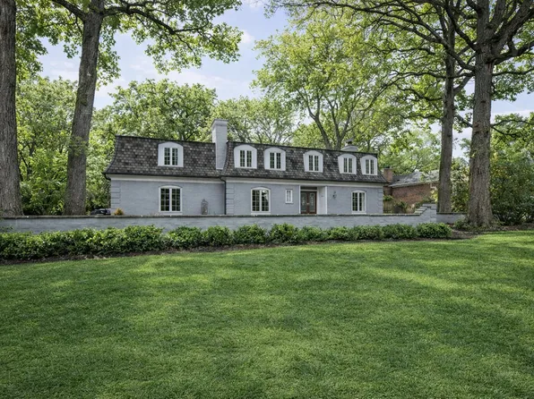 528 Linden Ave, Lake Forest, IL 60045