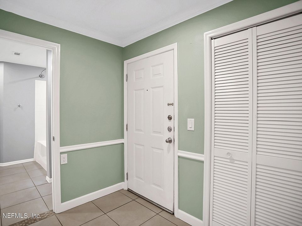 1st image of 3591 KERNAN Boulevard #334