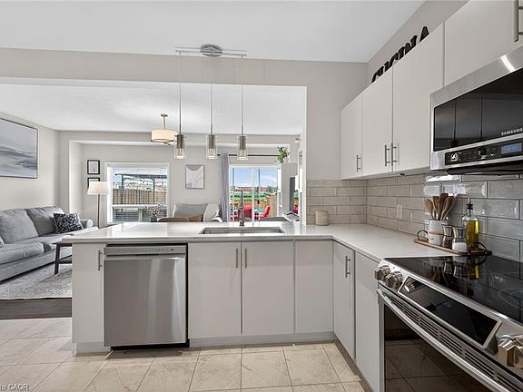 2nd image of 167 Lormont Blvd