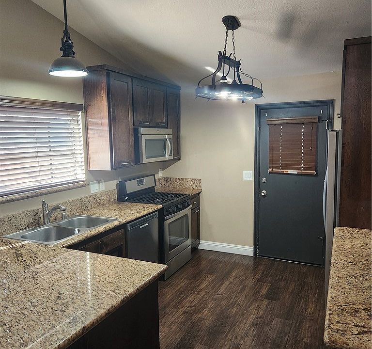 14272 Poplar St, Hesperia, CA 92344 Zillow