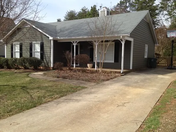 3509 River Springs Ct, Greensboro, NC 27410