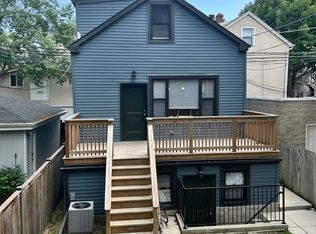 3051 N Racine Ave #2R, Chicago, IL 60657