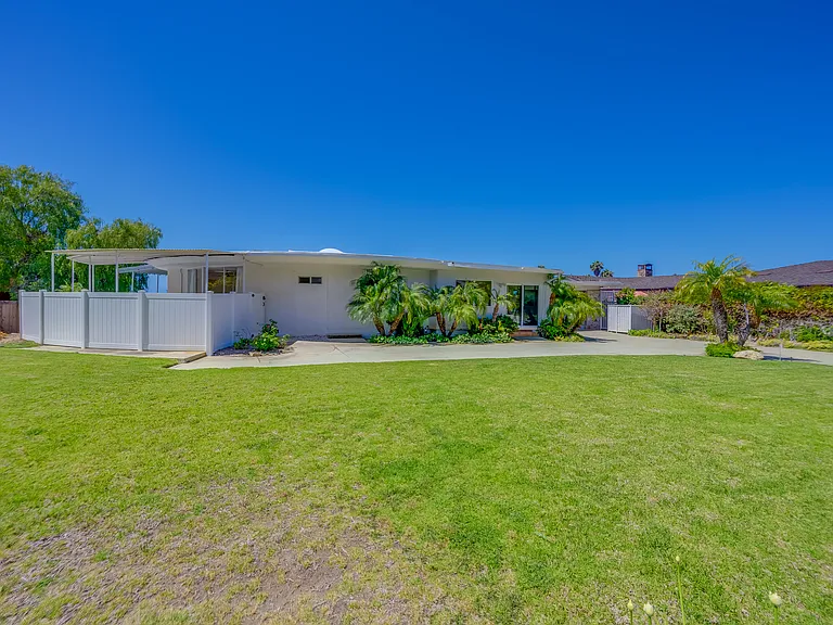 6150 Arrowroot Ln — Photo 45