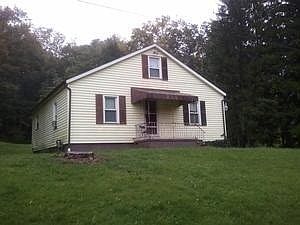1st image of 116 Thorn Dr