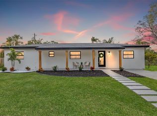 1400 Farragut Dr N, Saint Petersburg, FL 33710