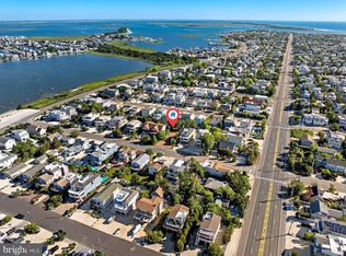 7 W 25th St, Barnegat Light, NJ 08006