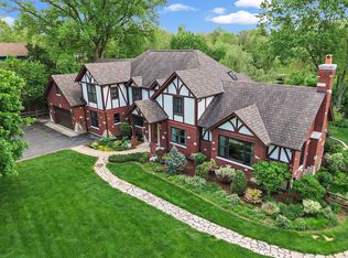 23W231 Saint Charles Rd, Glen Ellyn, IL 60137